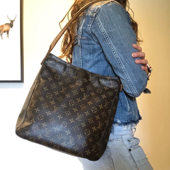Louis Vuitton Handbags - Auth Louis Vuitton Looping GM